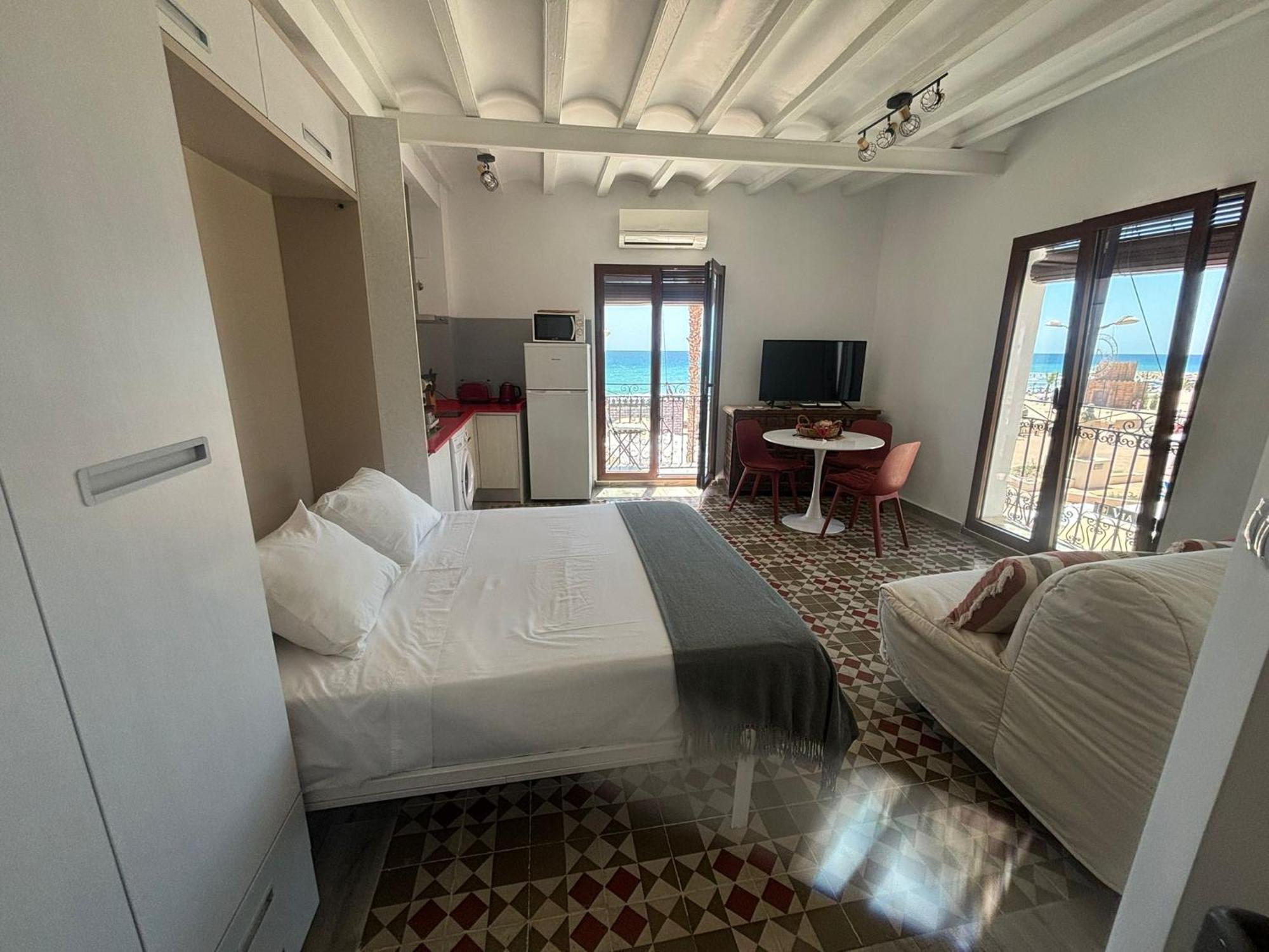 H&B Costablanca Apartment Вилахойоса Екстериор снимка